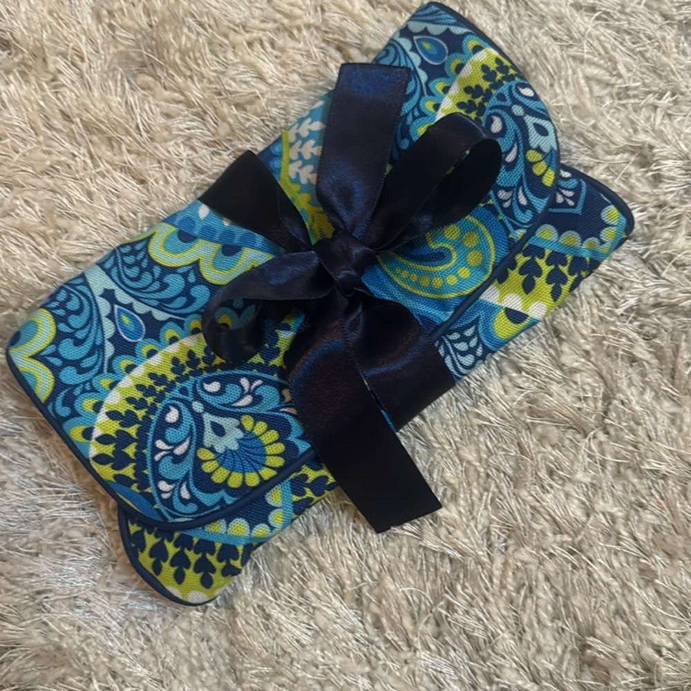 Buckhead Betties travel bag/case